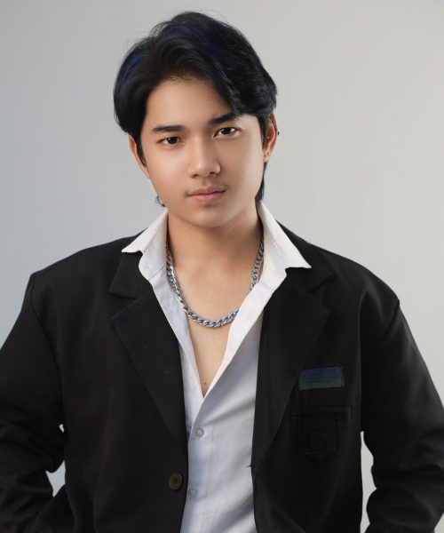 D Hlaing